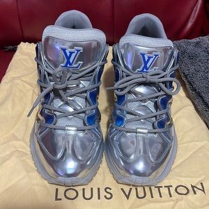 Authentic Louis Vuitton Zig Zag Sneakers